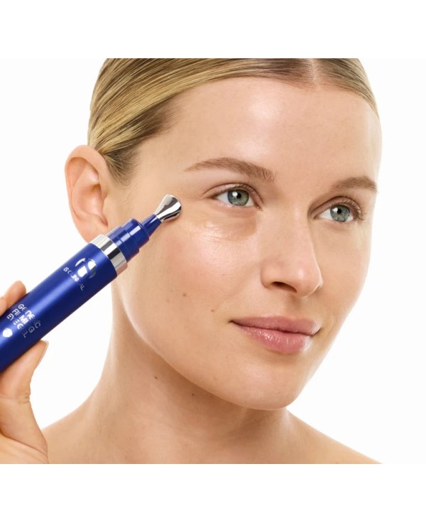 GENEXC FIRMING EYE GEL 15g - Contorno Occhi Antietà Illuminante iS CLINICAL® €114,75 available on www.AntiAgeBoutique.com