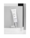 10% VITAMIN C Self-Activating 20ml - Siero a base di vitamina C ZO® Skin Health €45,90 +VAT www.AntiAgeBoutique.com